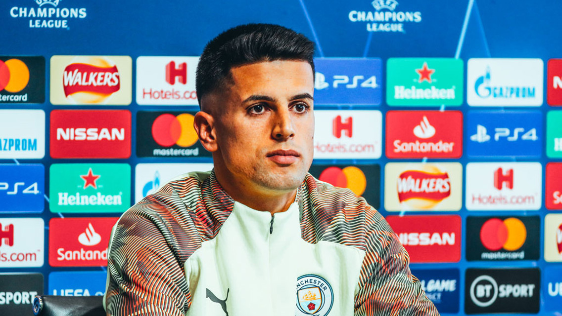 Cancelo: “Estoy aprendiendo del mejor”