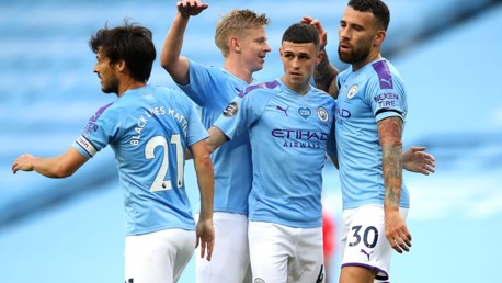 مانشستر سيتي يكتسح بيرنلي بخماسية في الدوري الممتاز