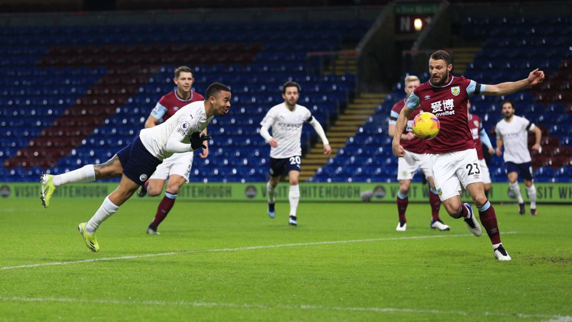 Burnley 0x2 City: Melhores momentos