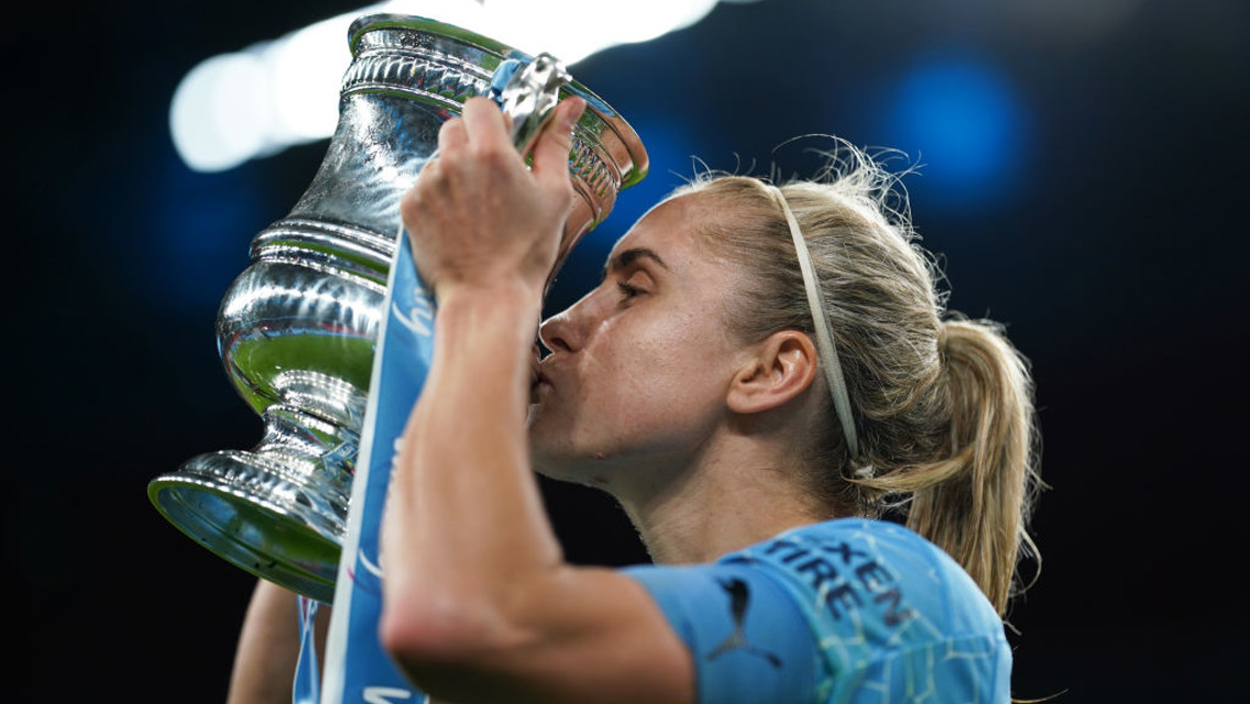Northwest Football Awards: Houghton retains Women's Player of the Season crown